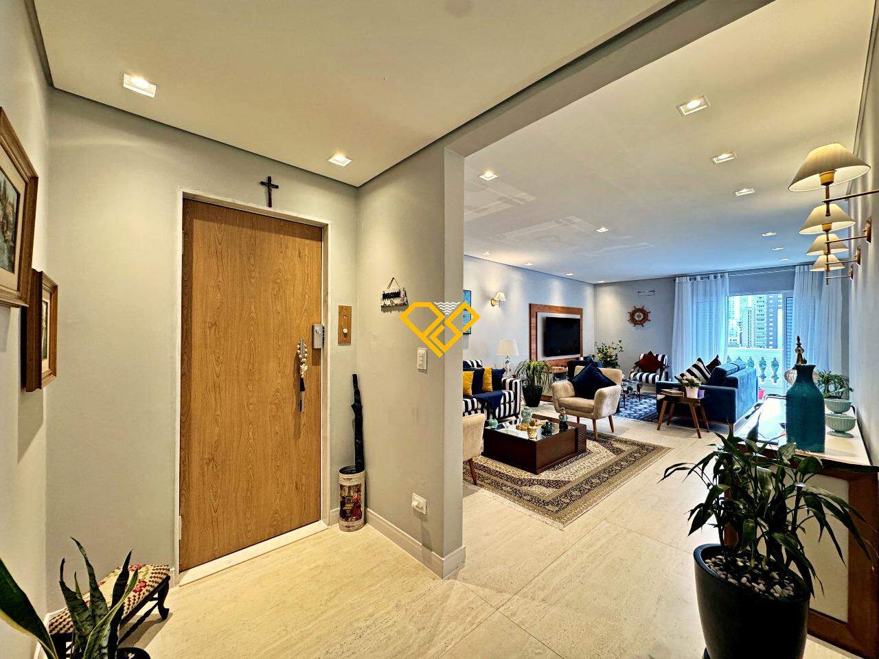 Apartamento à venda no Boqueirão: Hall privativo