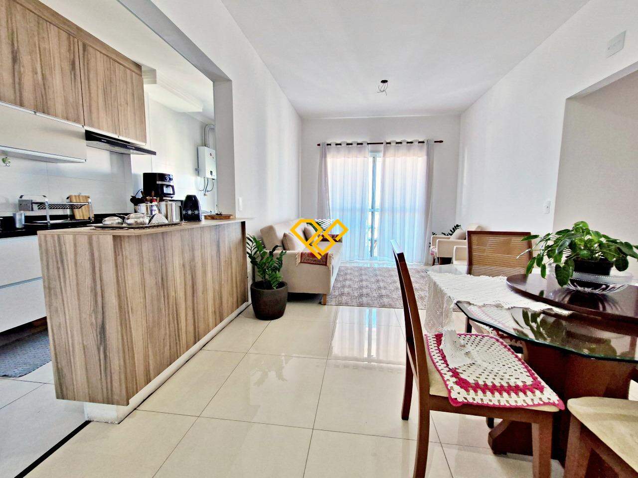 Apartamento para aluguel no Ponta da Praia: Sala