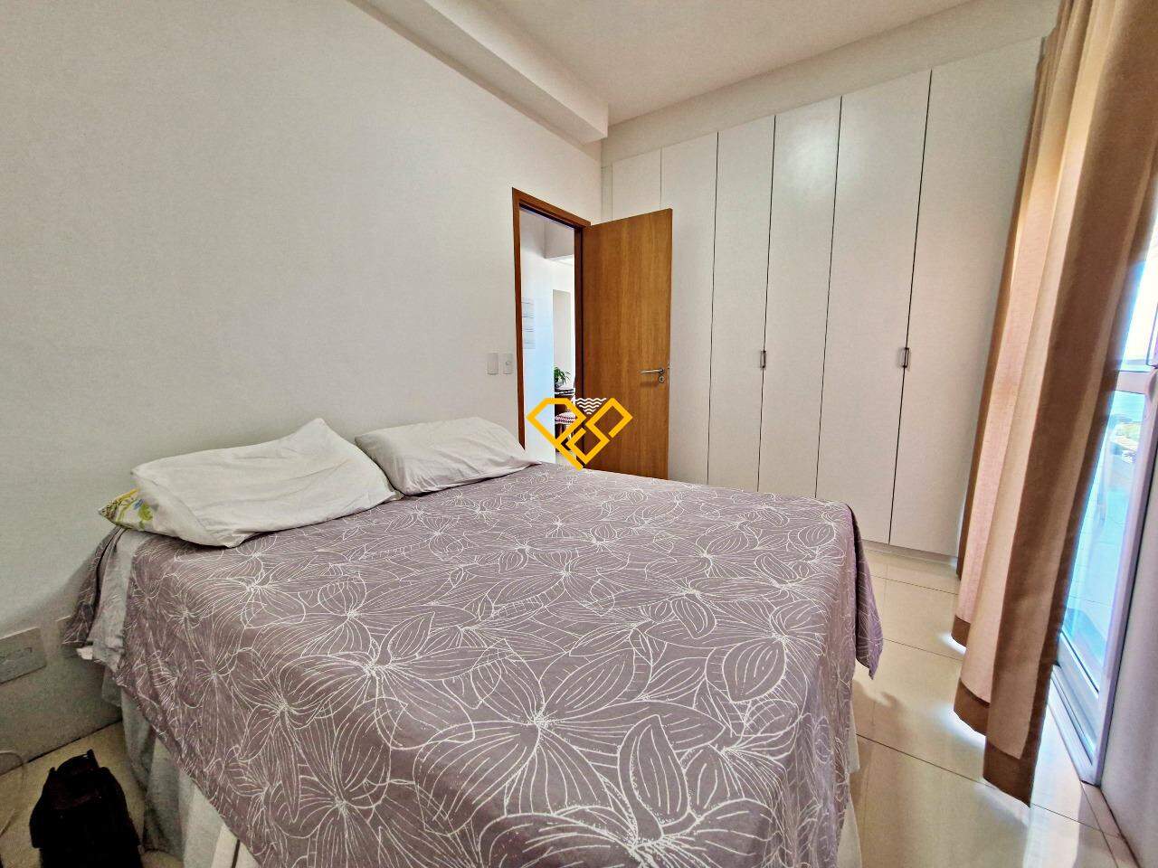 Apartamento para aluguel no Ponta da Praia: Dormitório 1 - suíte