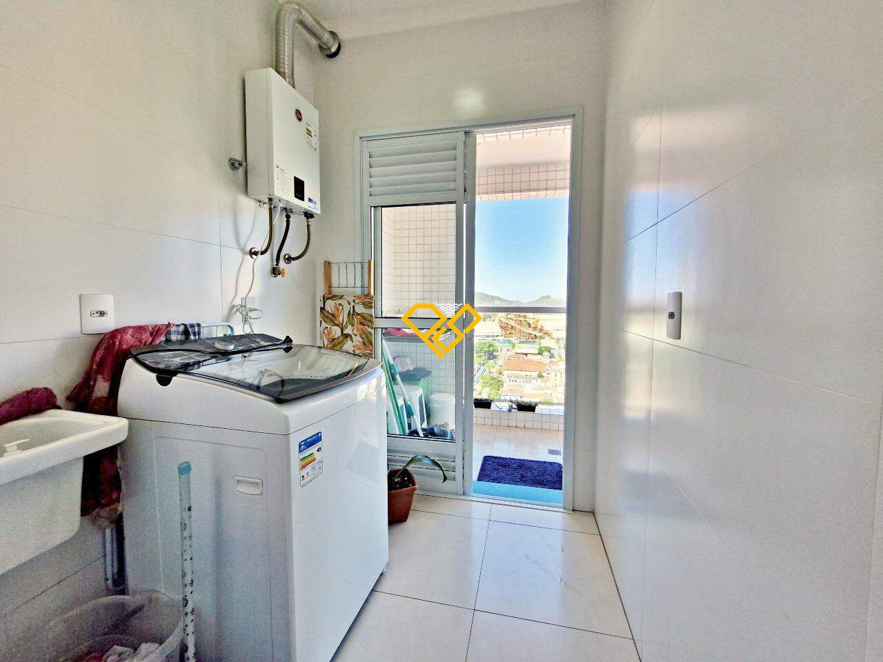Apartamento para aluguel no Ponta da Praia: Área de serviço