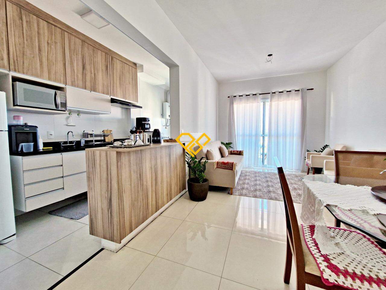 Apartamento para aluguel no Ponta da Praia: Sala