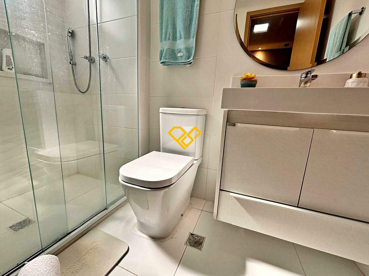 Apartamento à venda no Gonzaga: Wc suíte 1 - master