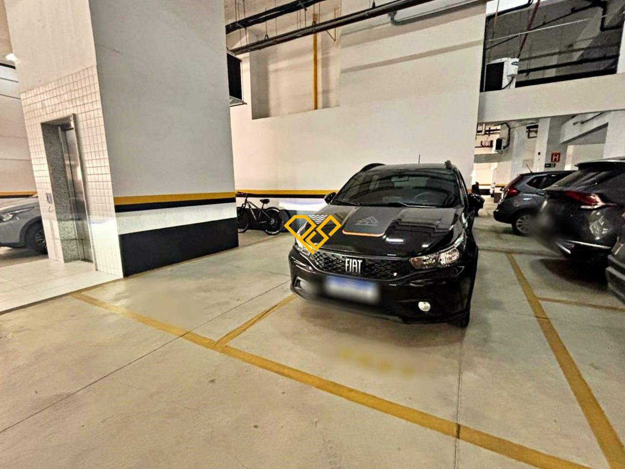 Apartamento à venda no Gonzaga: Garagem