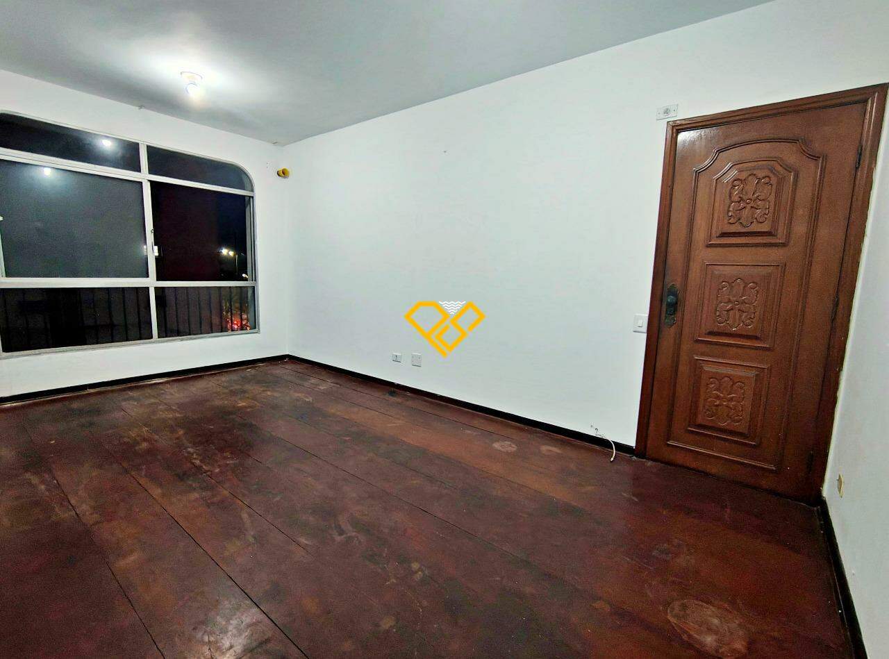 Apartamento à venda no Embaré: Sala