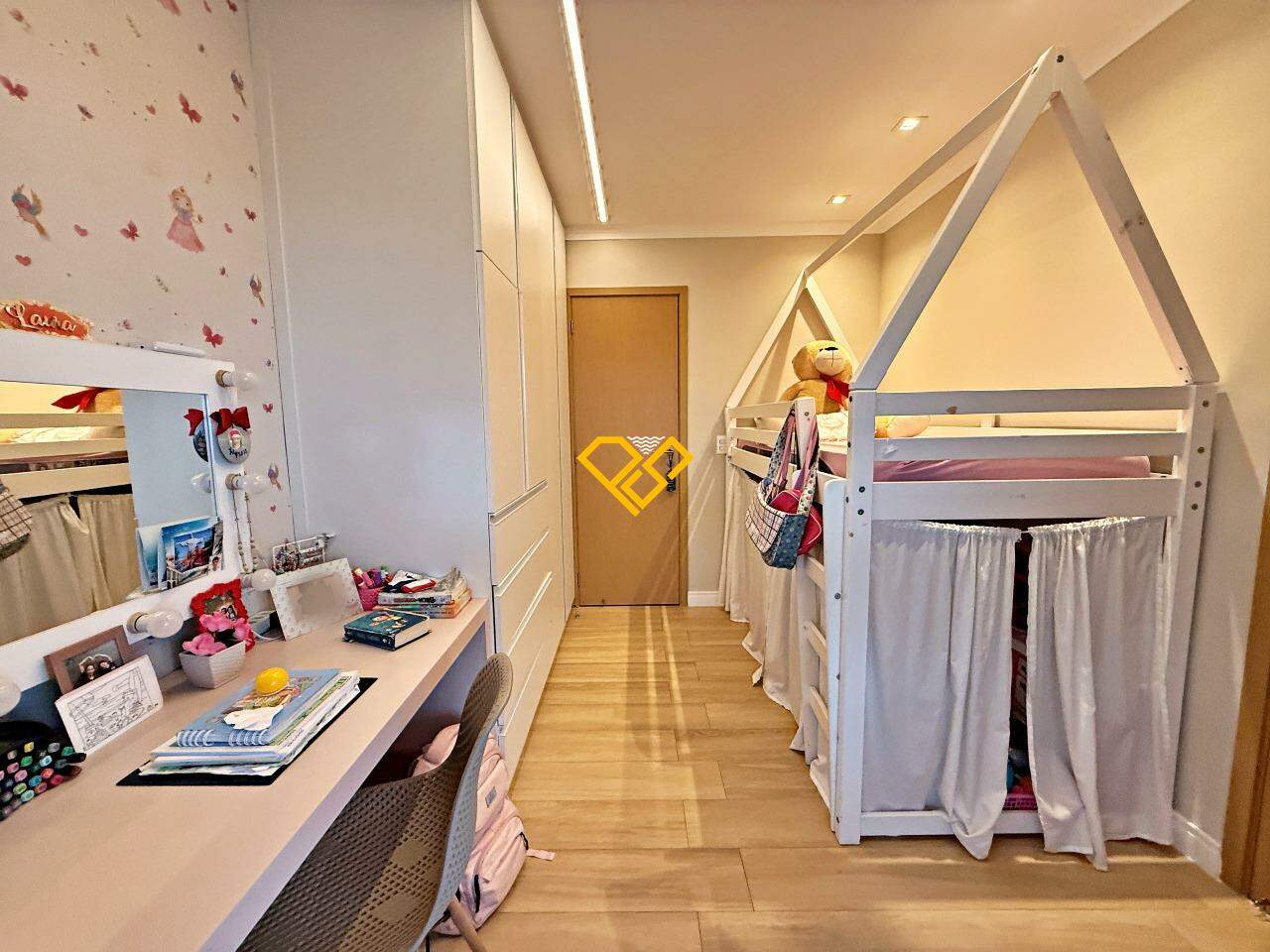 Apartamento à venda no Gonzaga: Dormitório 3 - suíte americana