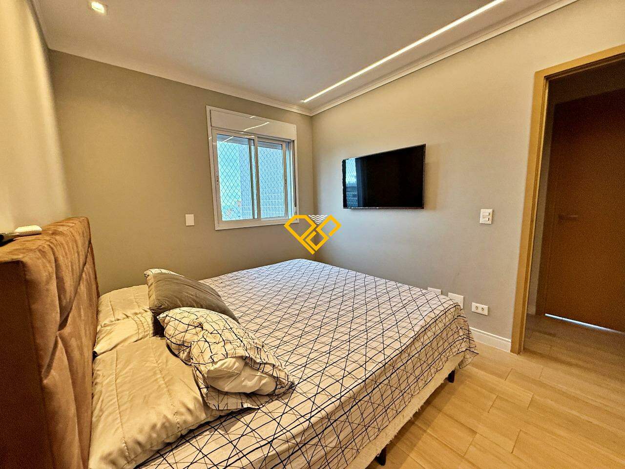 Apartamento à venda no Gonzaga: Dormitório 1 - suíte