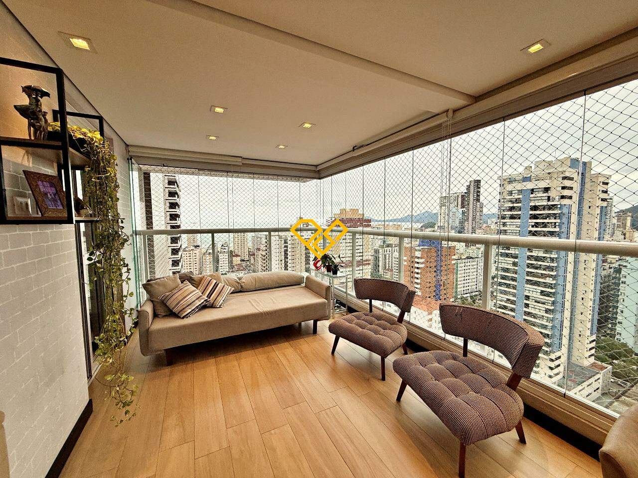 Apartamento à venda no Gonzaga: Varanda