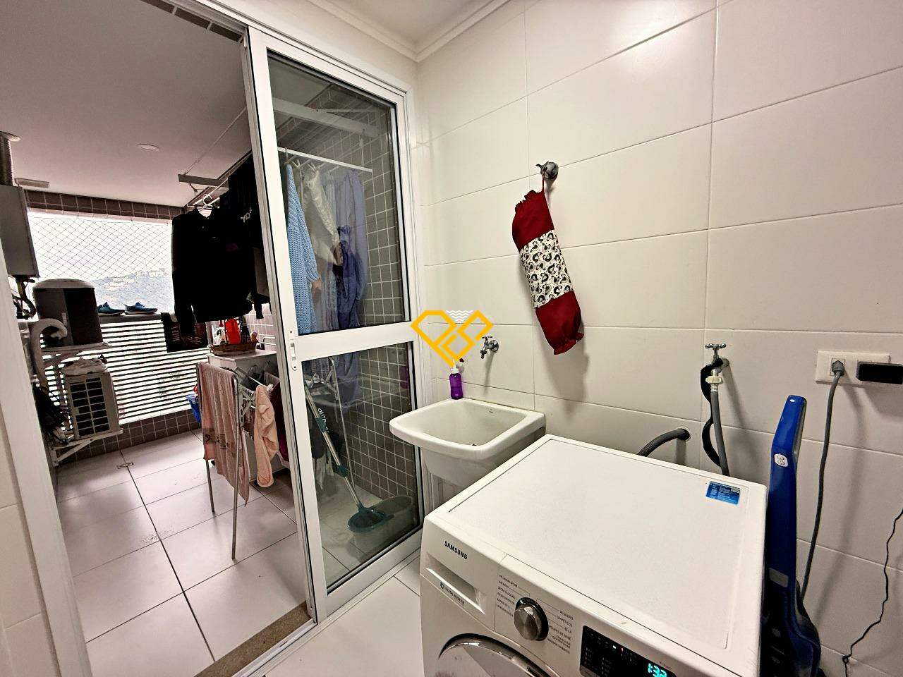 Apartamento à venda no Gonzaga: Área de serviço