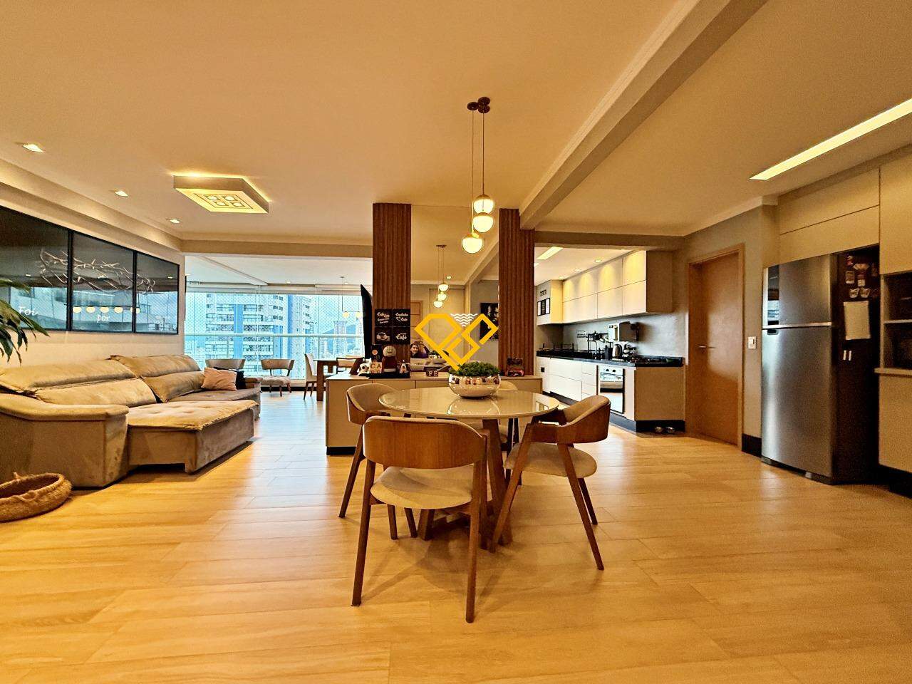 Apartamento à venda no Gonzaga: Sala