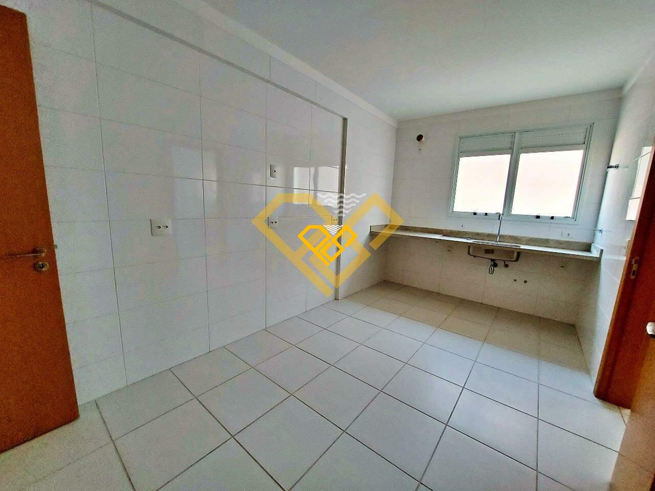 Apartamento à venda no Gonzaga: COZINHA