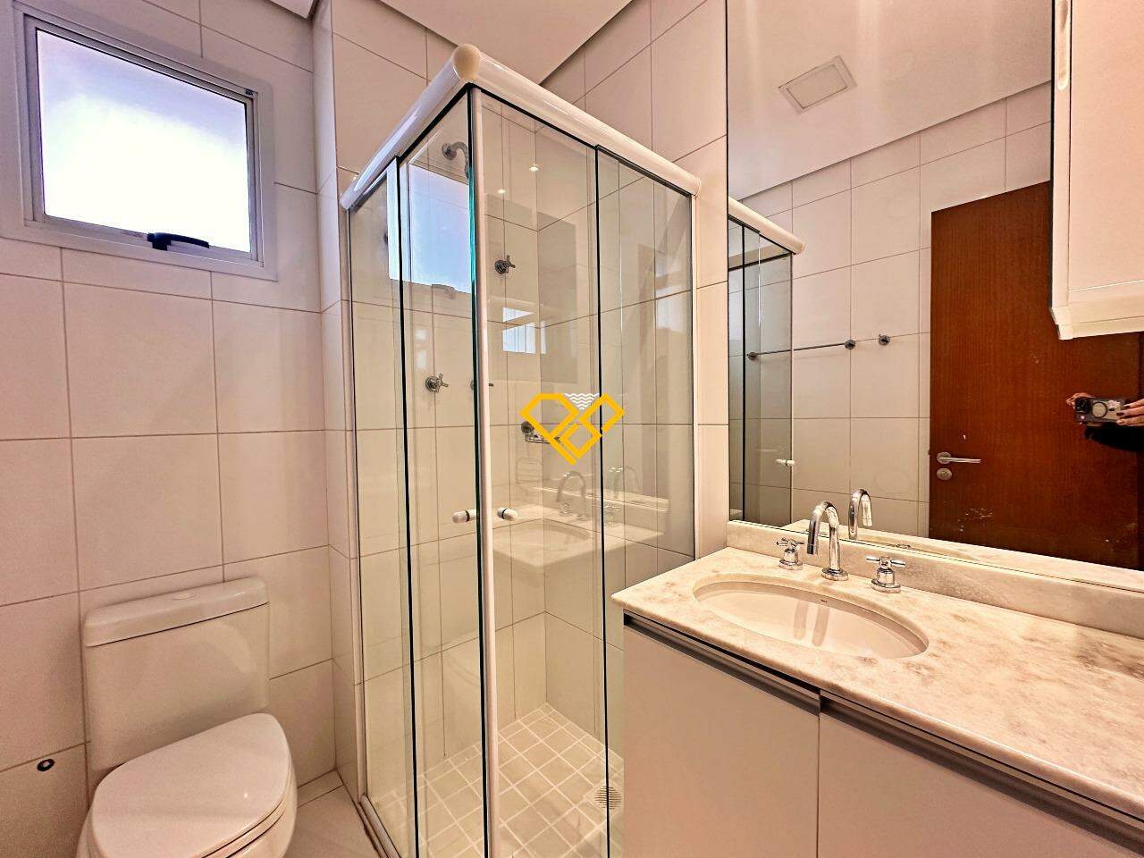 Apartamento para aluguel no Boqueirão: Wc social