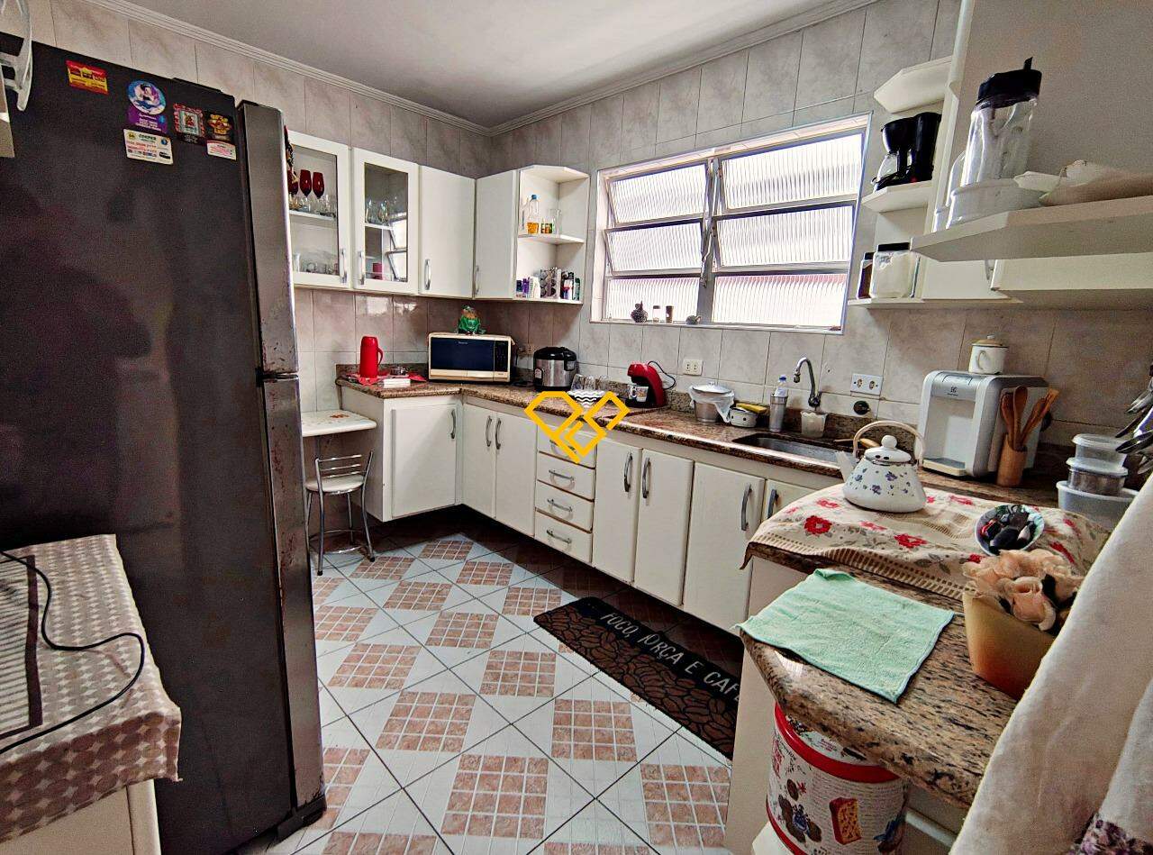 Apartamento à venda no Embaré: Cozinha