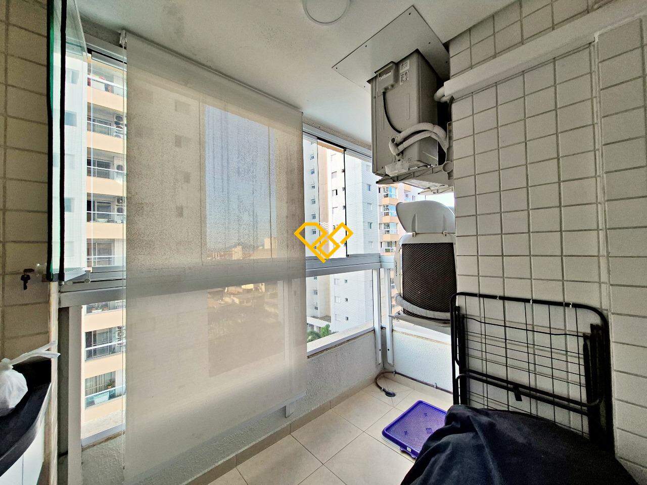 Apartamento à venda no Ponta da Praia: Varanda