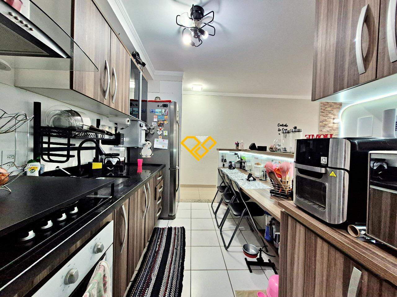 Apartamento à venda no Ponta da Praia: Cozinha