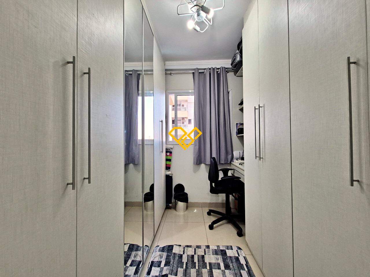 Apartamento à venda no Ponta da Praia: Dormitório 3