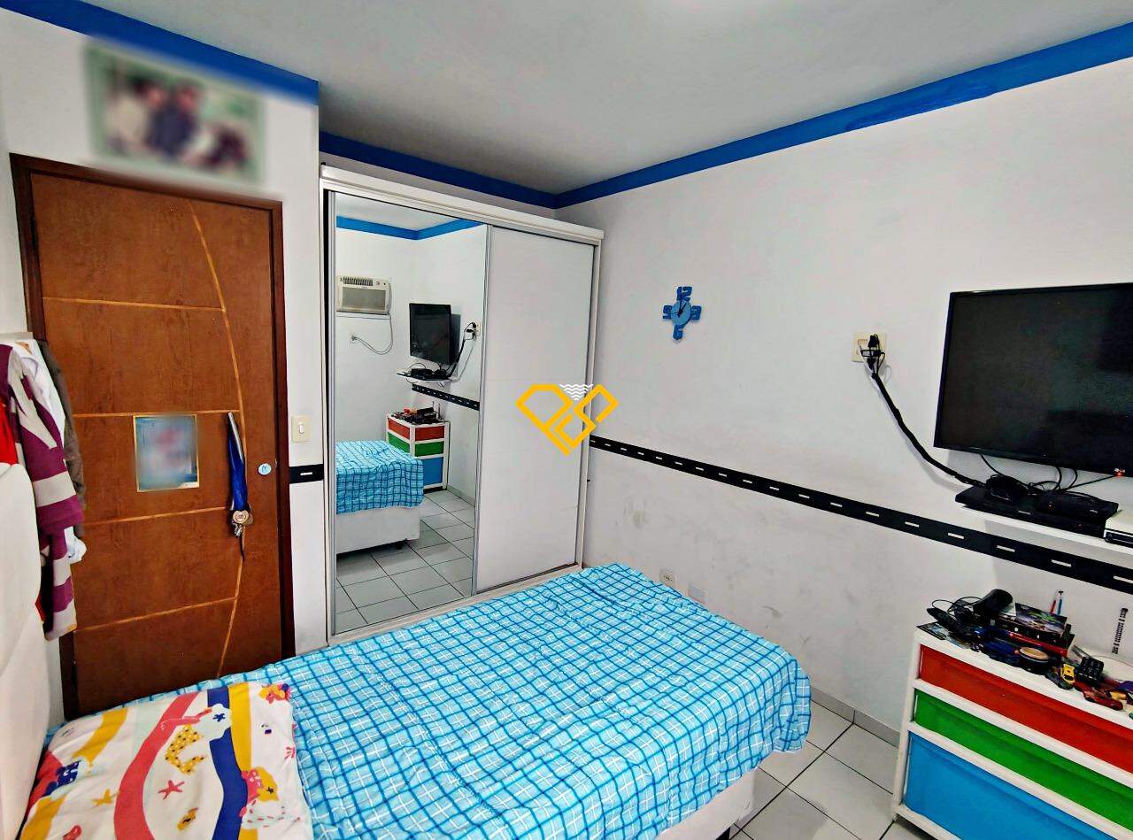 Apartamento à venda no Embaré: Dormitório 2