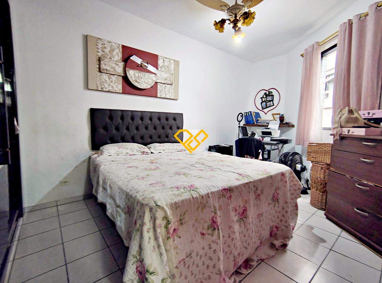 Apartamento à venda no Embaré: Dormitório 1 - suíte