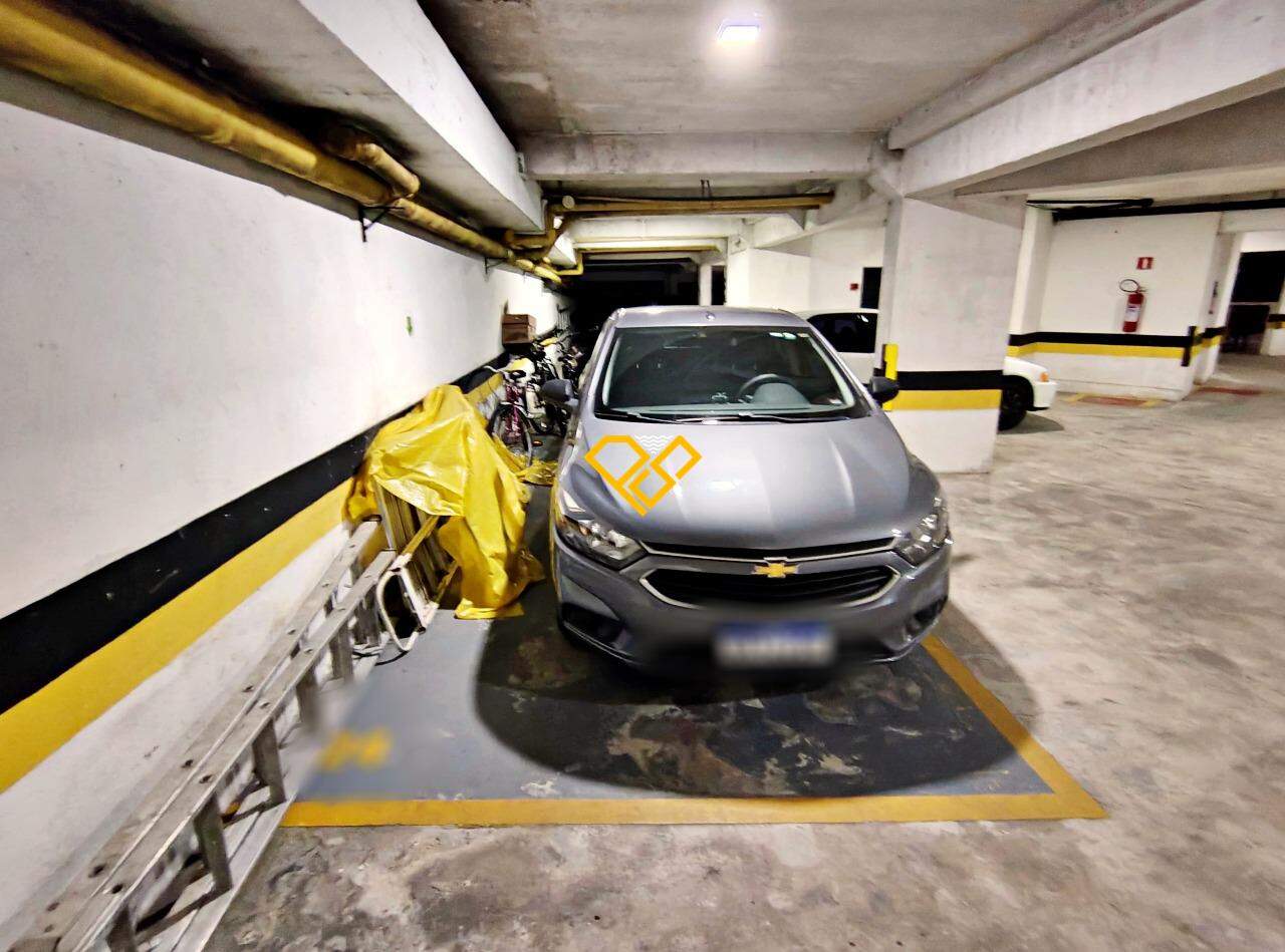 Apartamento à venda no Embaré: Garagem