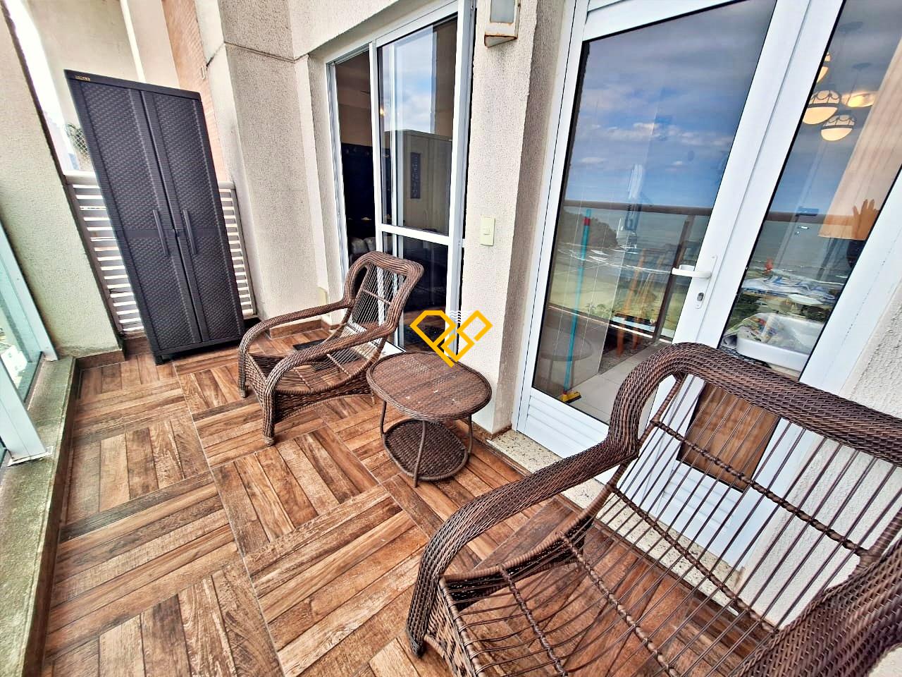 Apartamento Duplex à venda no José Menino: Varanda