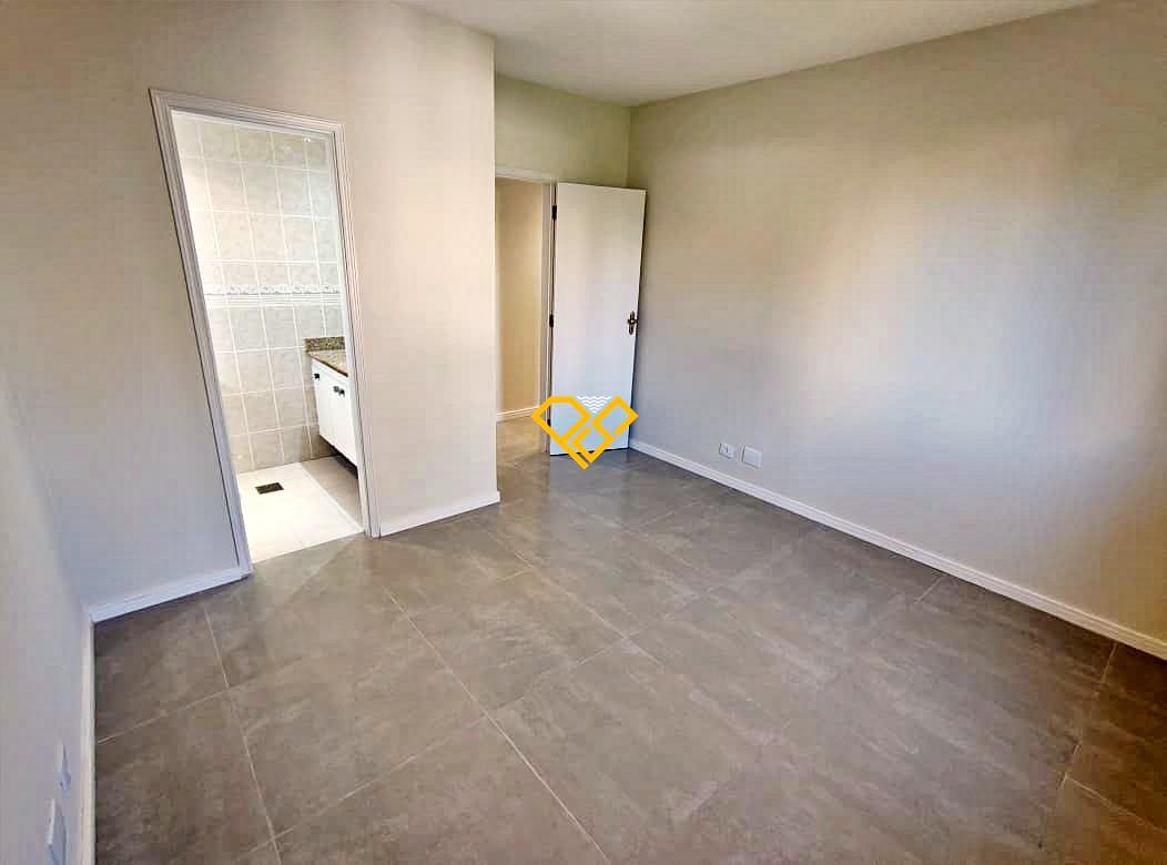 Apartamento à venda no Embaré: Dormitório 1 - suíte