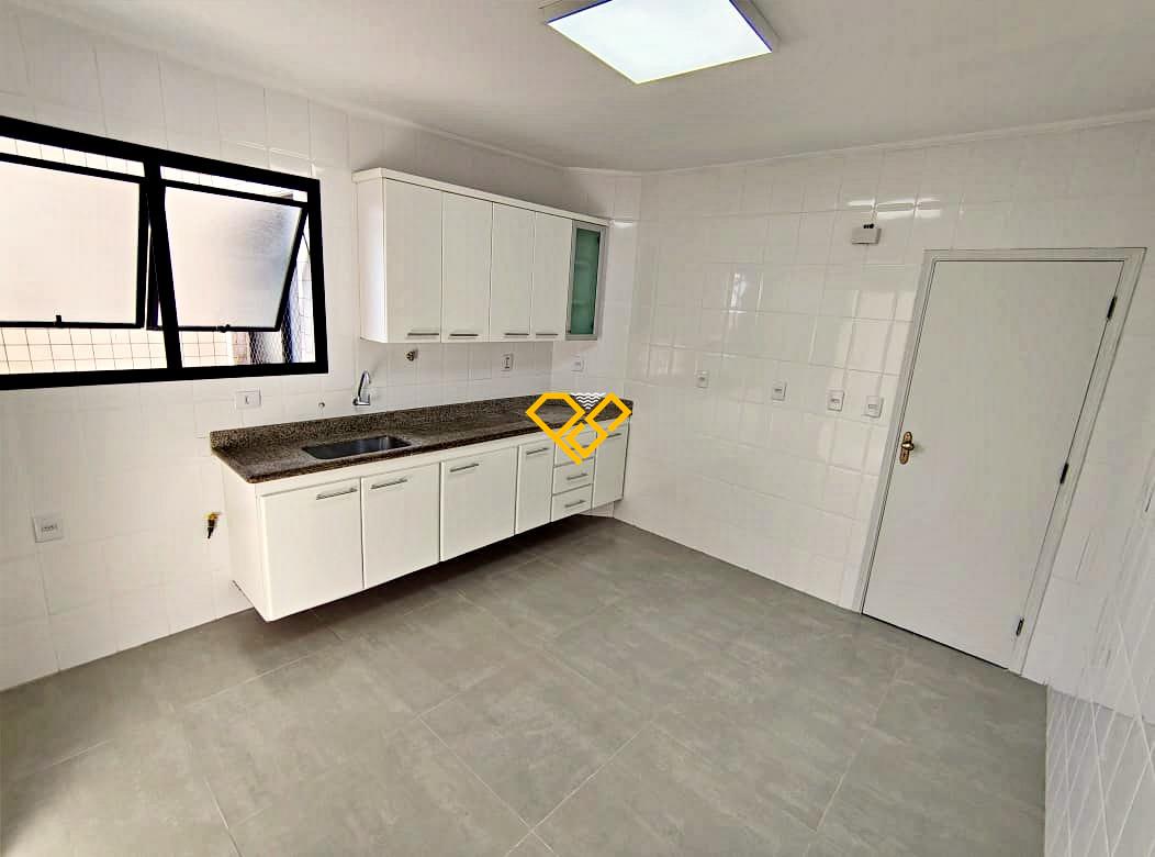 Apartamento à venda no Embaré: Cozinha