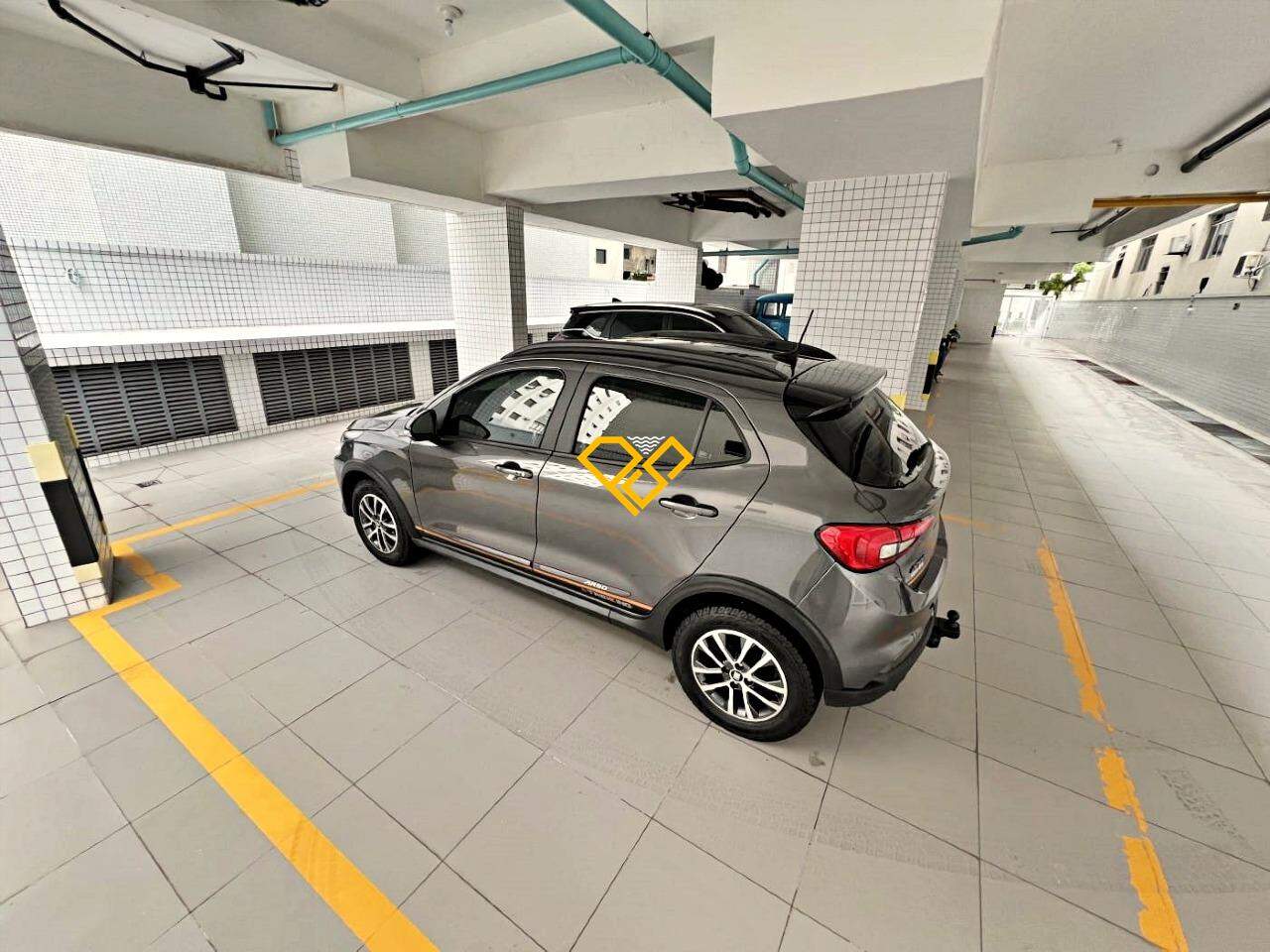 Cobertura à venda no Marapé: Garagem