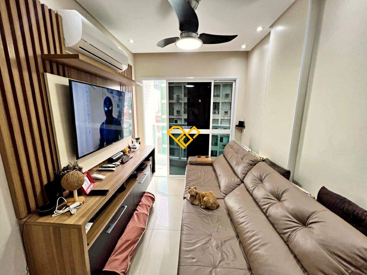 Cobertura à venda no Marapé: Sala 1° piso