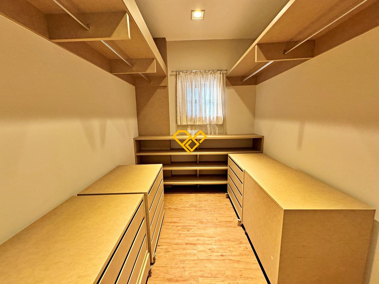 Apartamento à venda no Boqueirão: Closet