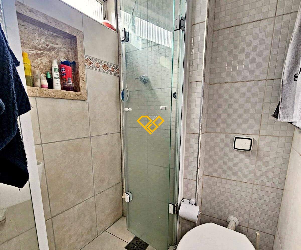 Apartamento à venda no Aparecida: Wc de serviço