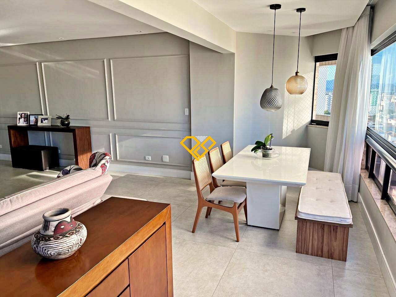 Cobertura à venda no Embaré: Sala 1 andar