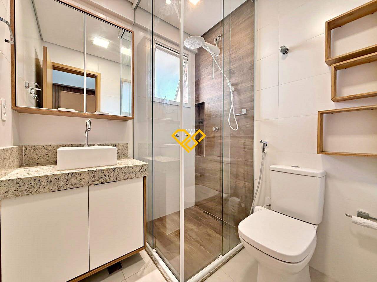 Apartamento à venda no Campo Grande: Wc social