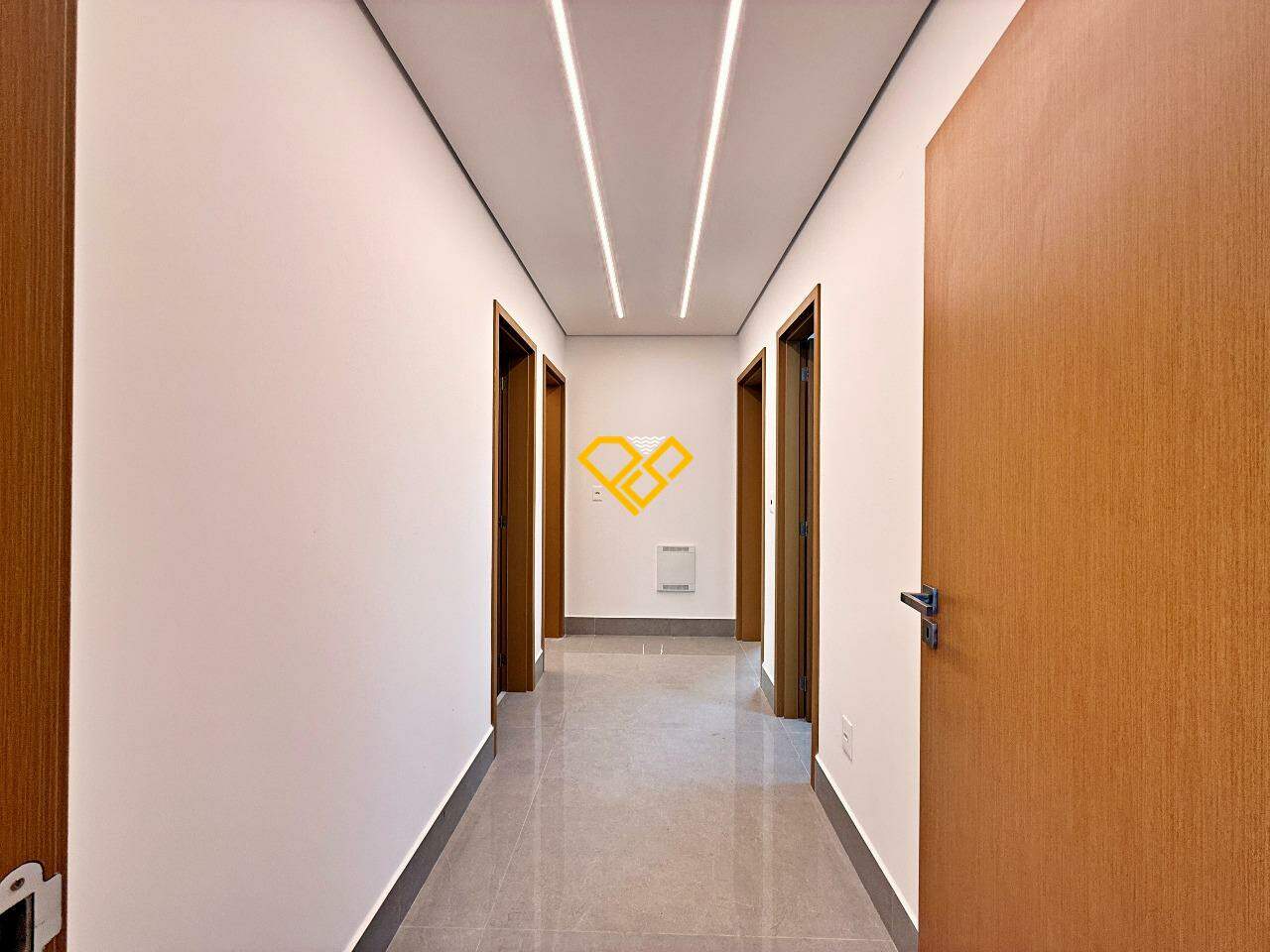 Apartamento à venda no Aparecida: Hall íntimo