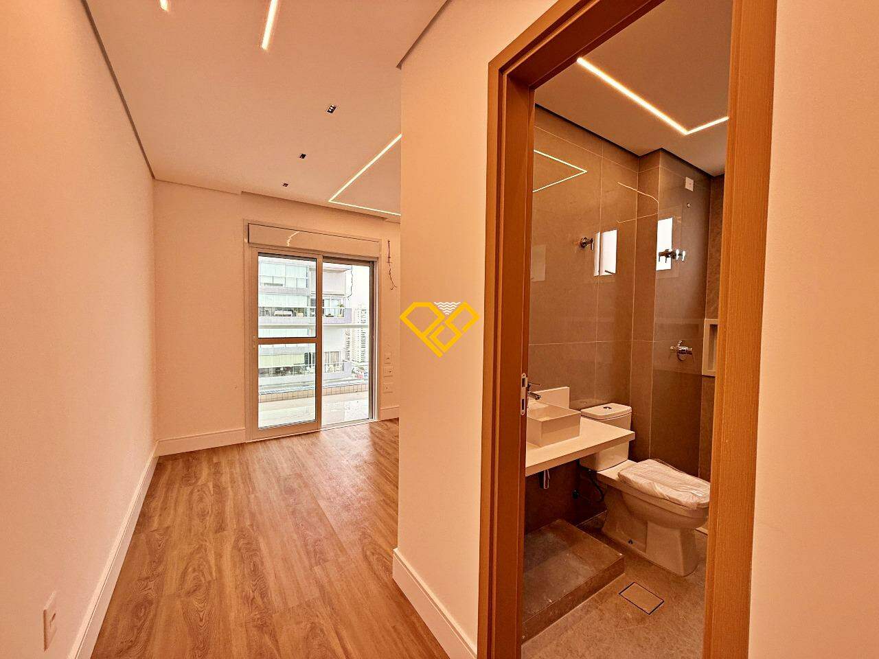 Apartamento à venda no Aparecida: Suíte 2