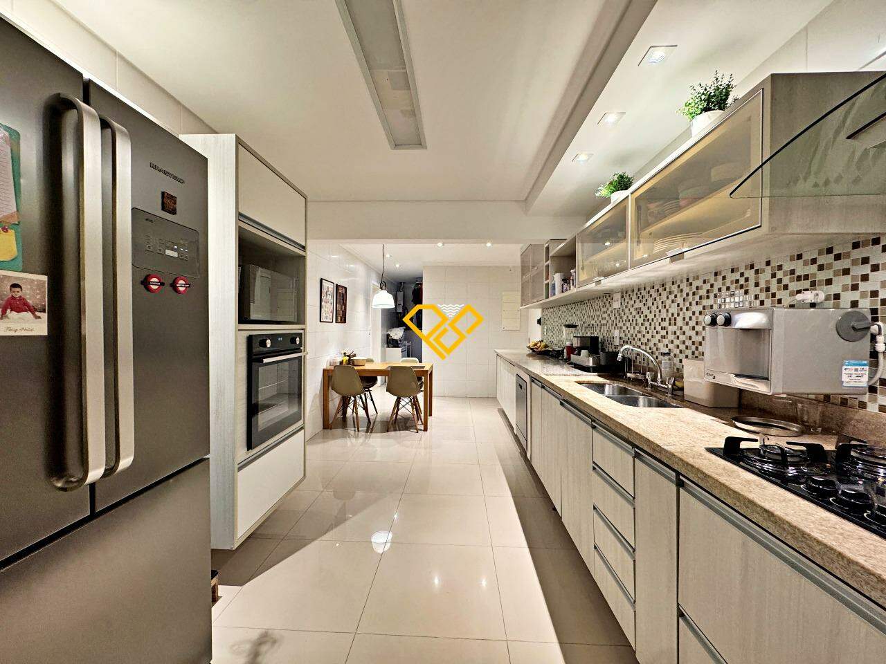 Apartamento à venda no Embaré: Cozinha