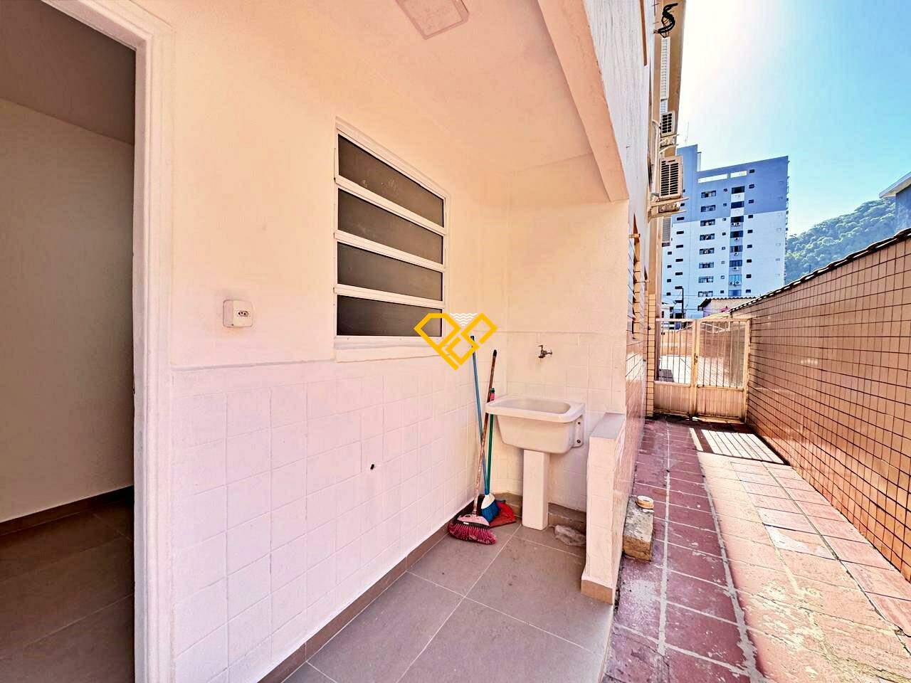 Apartamento à venda no Marapé: Quintal privativo