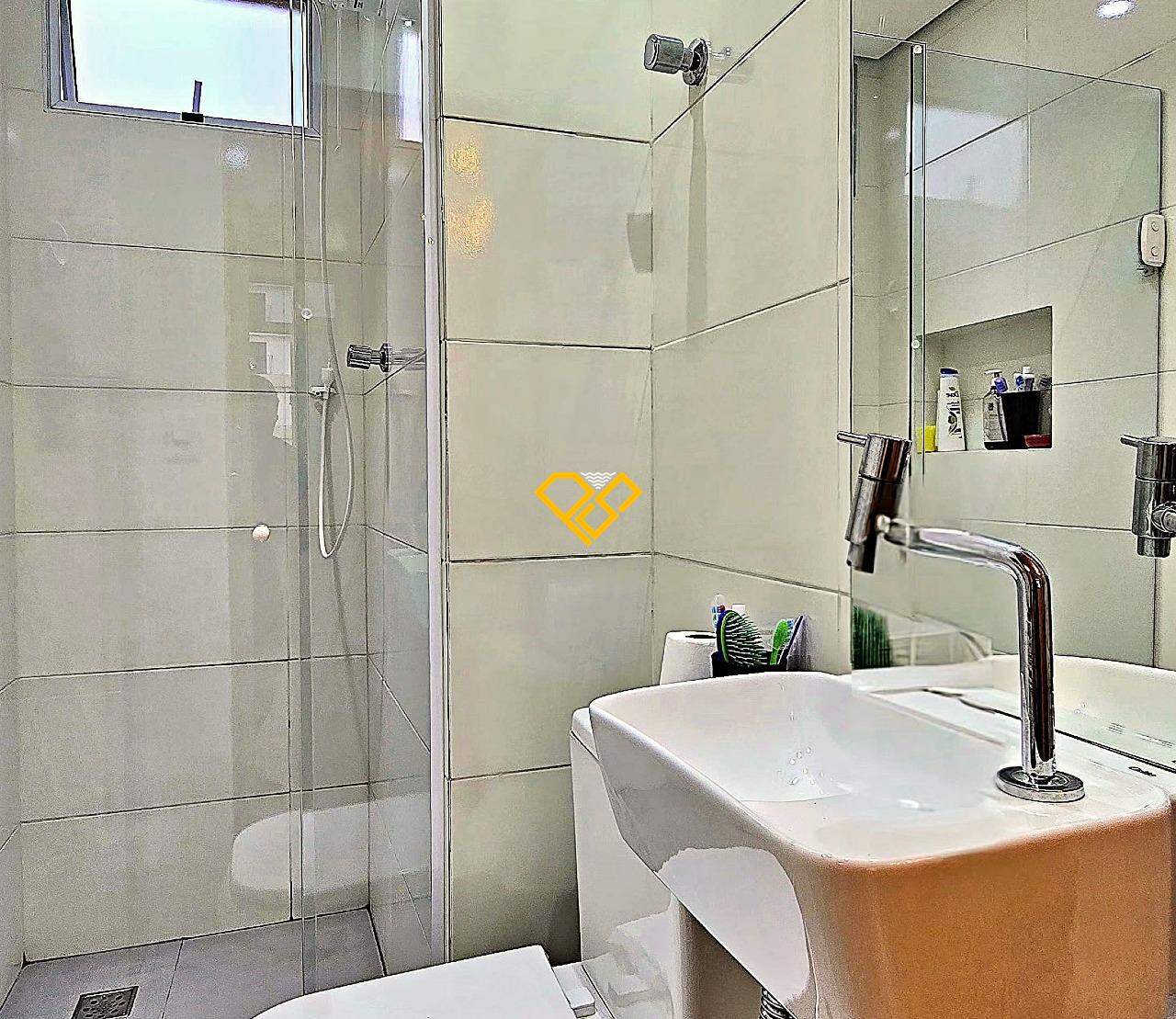 Apartamento à venda no Boqueirão: Wc de serviço
