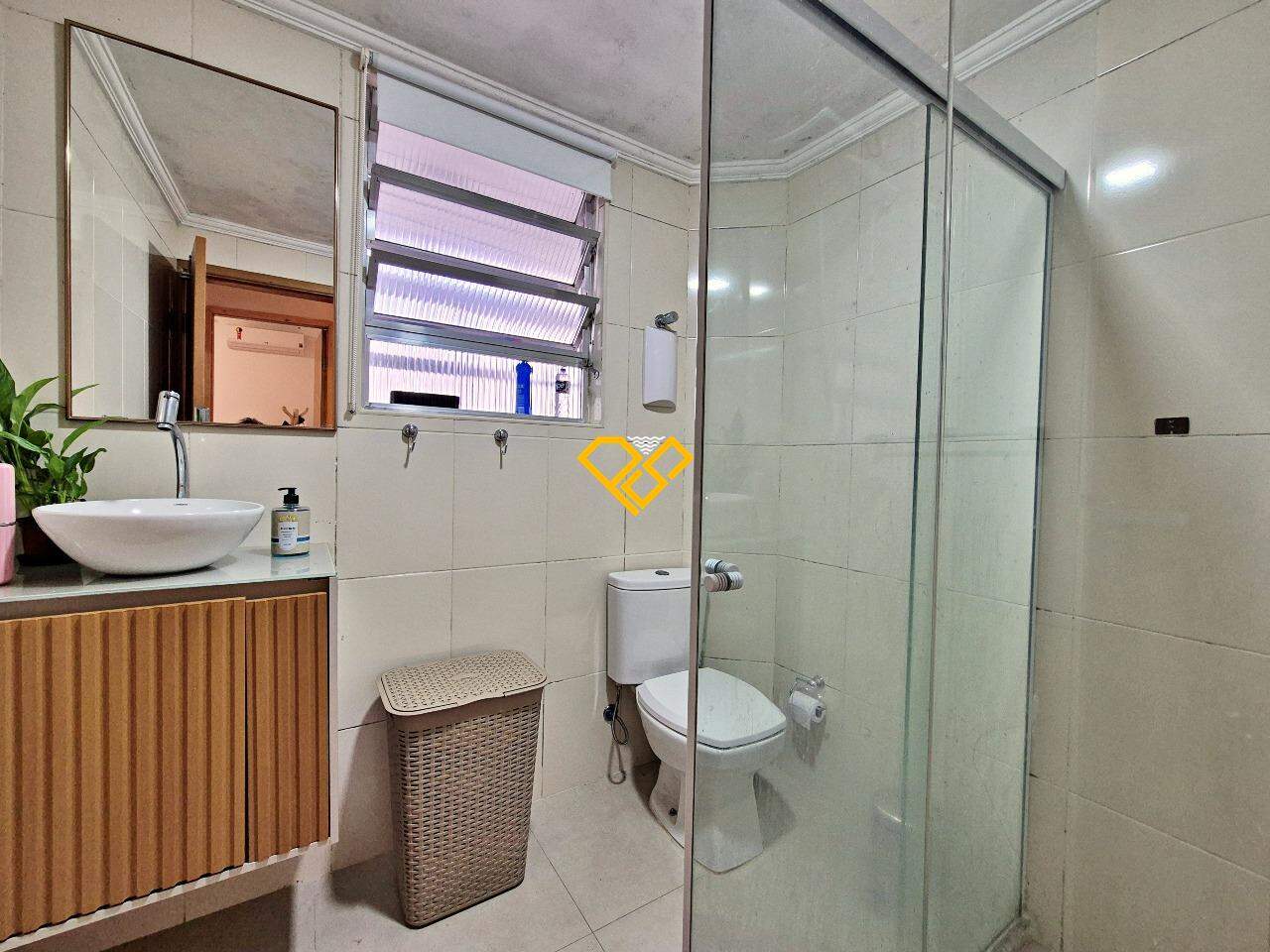 Apartamento à venda no Campo Grande: Wc social