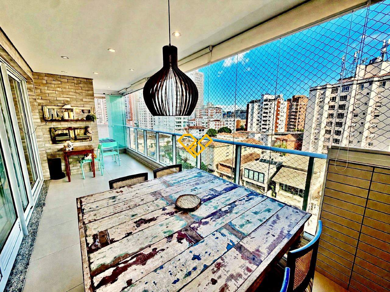 Apartamento à venda no Ponta da Praia: Varanda