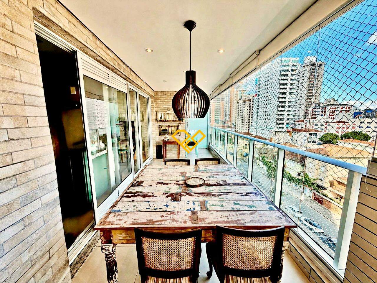 Apartamento à venda no Ponta da Praia: Varanda