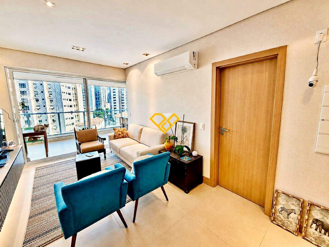 Apartamento à venda no Ponta da Praia: Sala