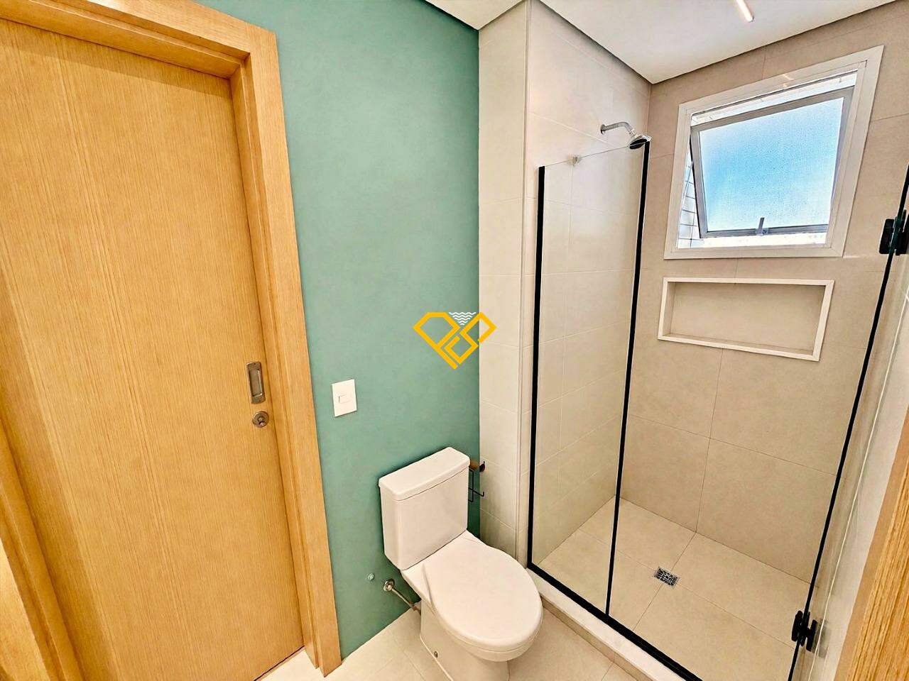 Apartamento à venda no Ponta da Praia: Wc suíte americana 2 e 3