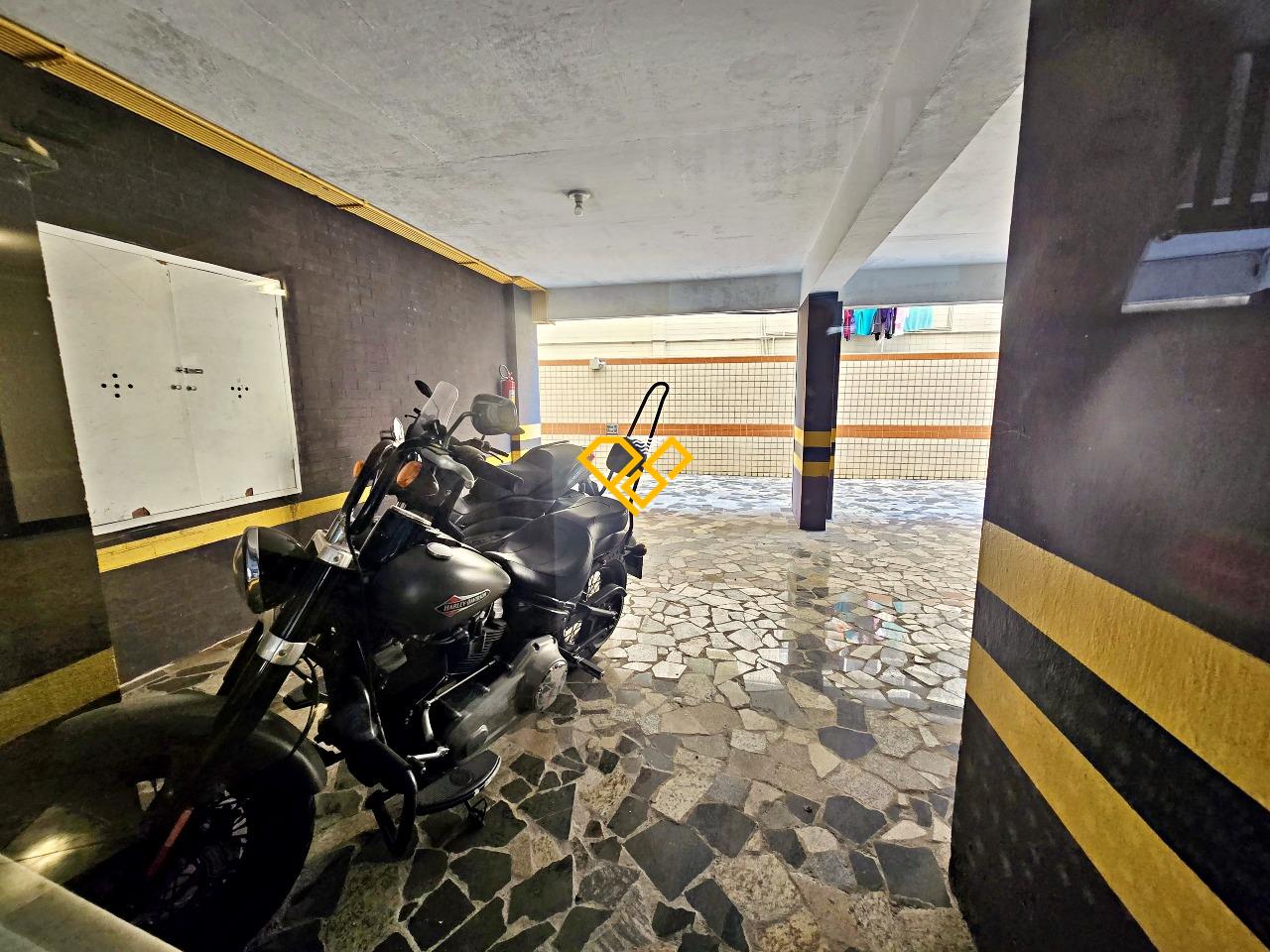 Apartamento à venda no Boqueirão: Garagem