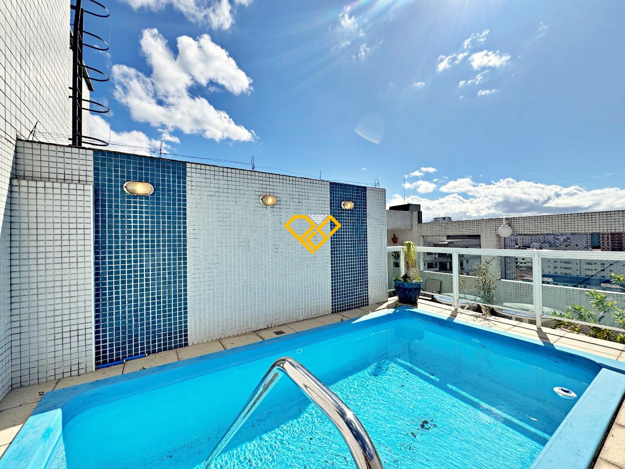 Cobertura para aluguel no Embaré: Piscina