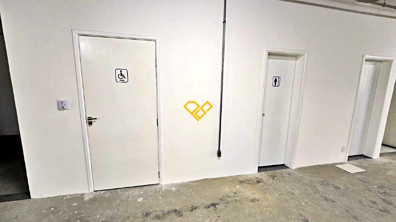 Prédio Comercial à venda no Centro: 