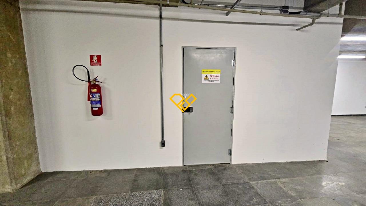 Prédio Comercial à venda no Centro: 