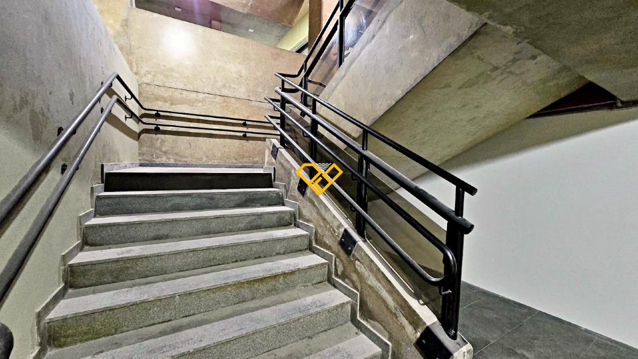 Prédio Comercial à venda no Centro: 