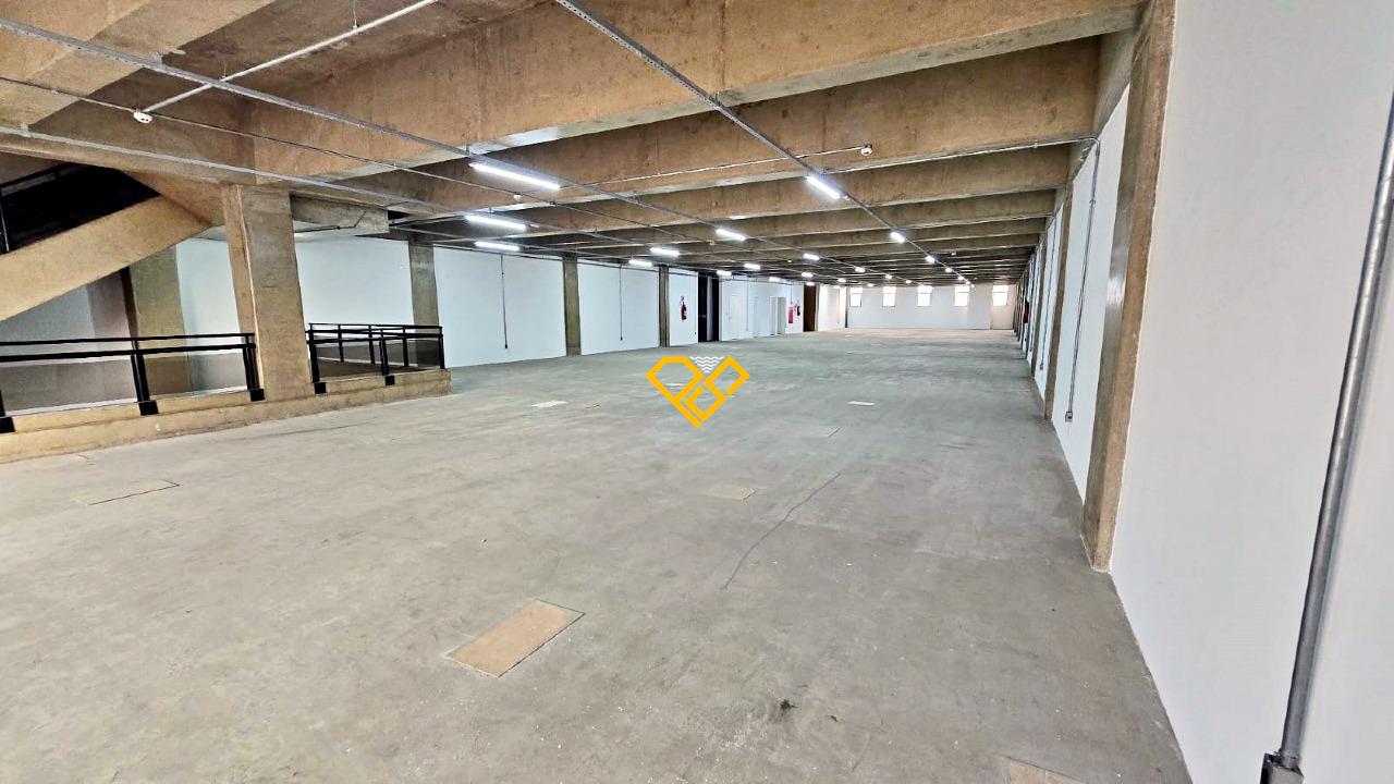 Prédio Comercial à venda no Centro: 