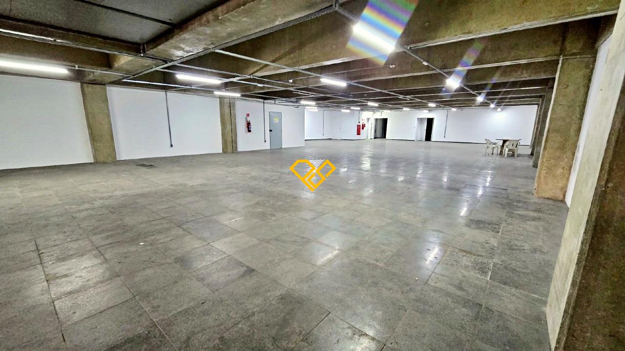 Prédio Comercial à venda no Centro: 