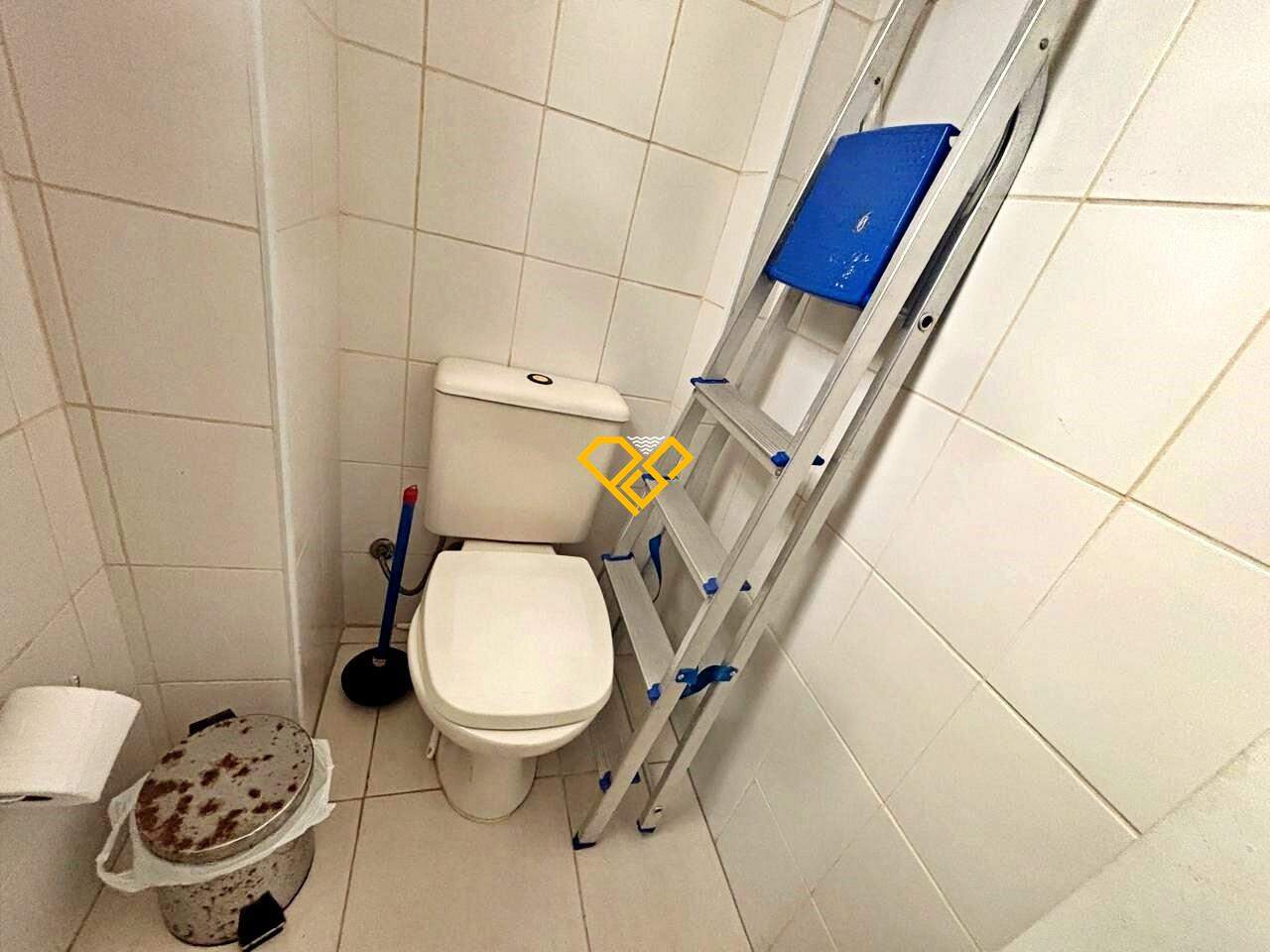 Apartamento à venda no Aparecida: Wc de serviço