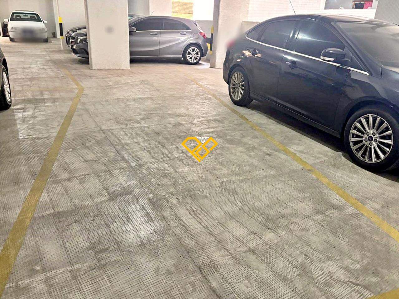 Apartamento à venda no Aparecida: Garagem